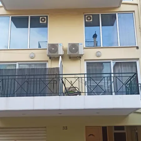 Filikon Maisonettes * קלמאטה