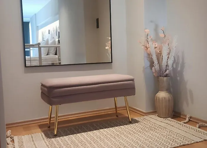 Filikon Maisonettes アパート